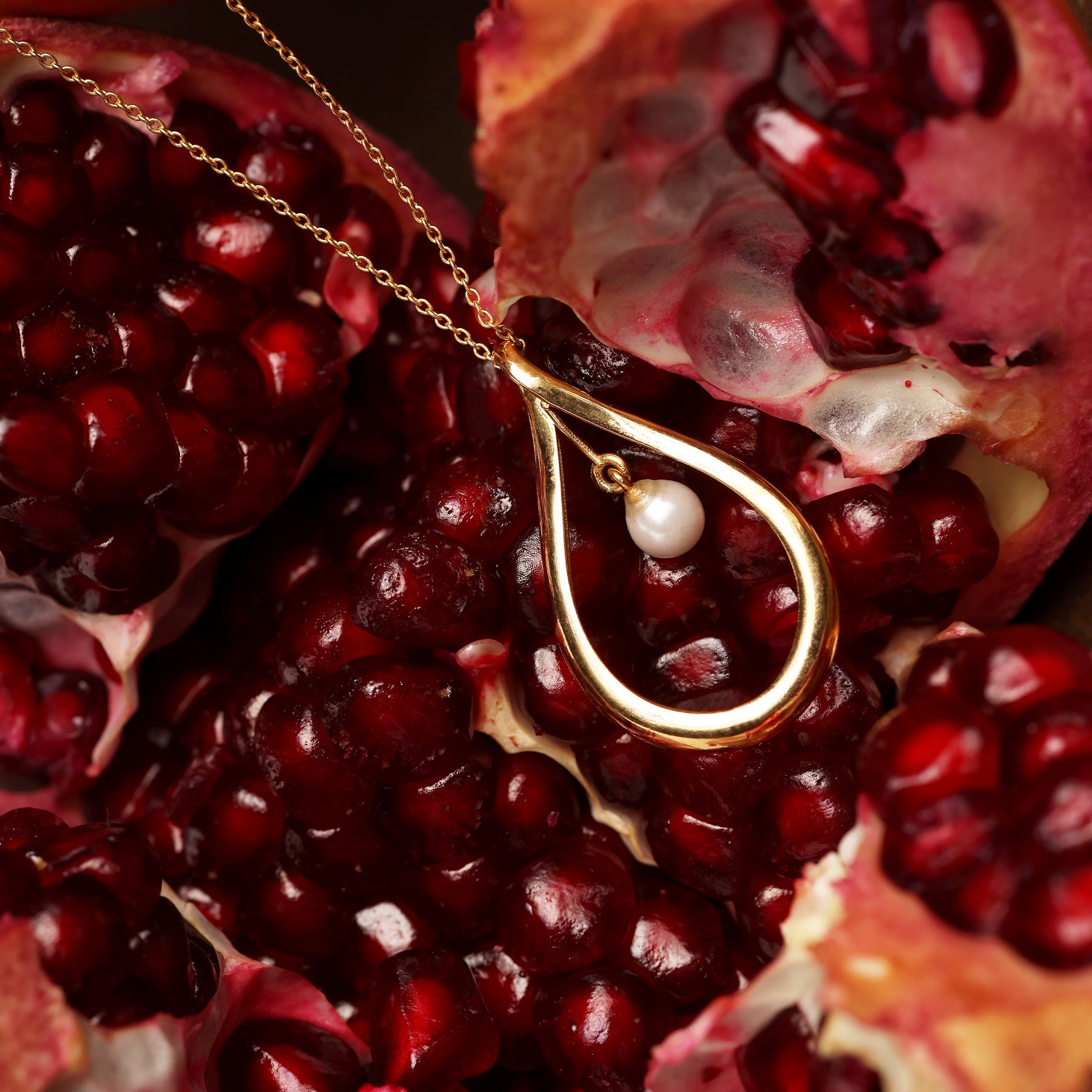 Aeris - 9K Gold Jewellery India | BIS Hallmarked Fine Gold | NayoreAeris